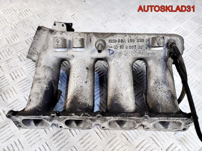 Коллектор впускной Skoda Octavia A4 AGU 06A133223P
