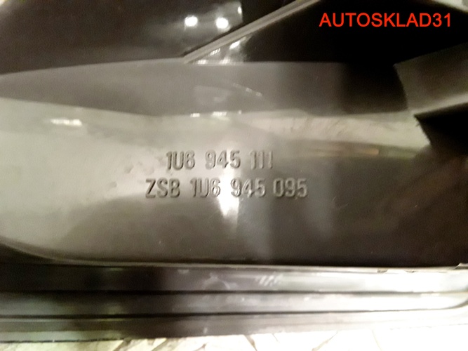 Фонарь задний левый Skoda Octavia A4 1U6945111