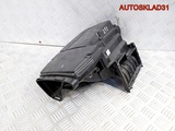 Корпус воздушного фильтра Mercedes W203 2710900901 (Изображение 9)