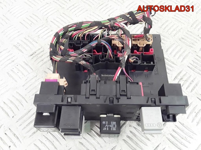 Блок управления бортовой сети Гольф 5 1K0937049S