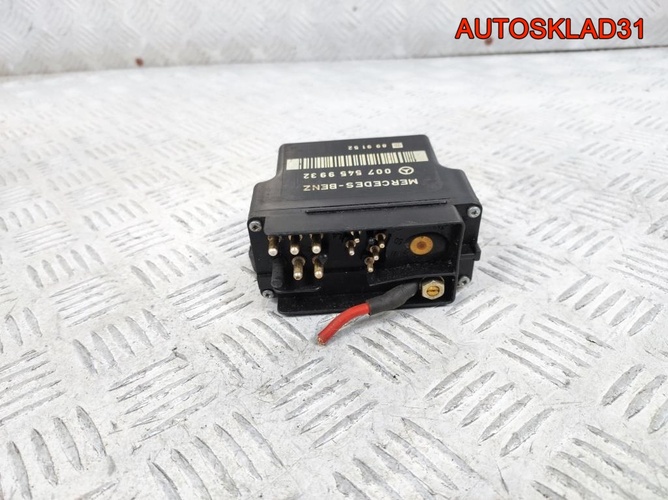 Реле свечей накала Mercedes Benz W124 A0075459932
