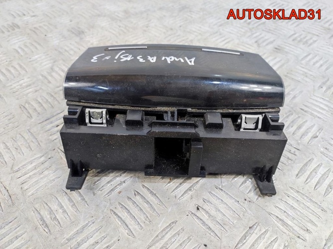 Пепельница передняя Audi A3 8P 8P0857951