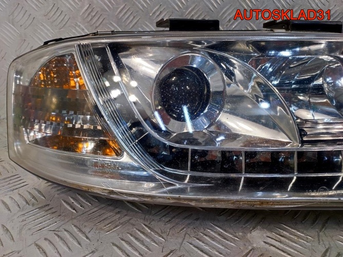 Фары Комплект Audi A6 C5 SK3402ADA699