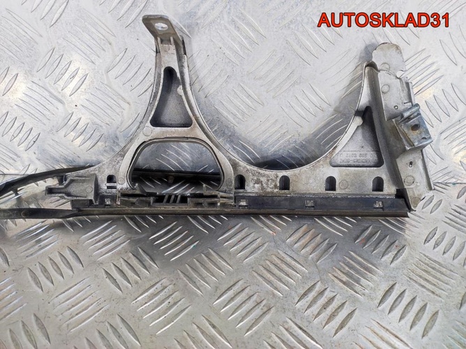 Планка под фару левая Mercedes W210 A2108200312