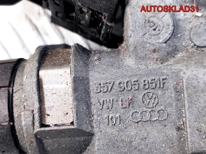 Переключатель подрулевой VWPolo 6N 357905851F