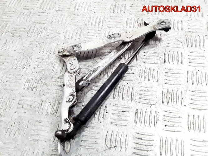 Петля крышки багажника правая Volkswagen Vento