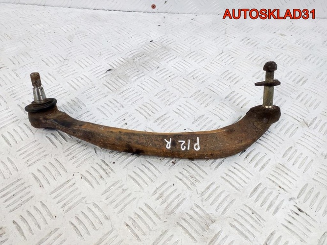 Рычаг передний верхний правый Nissan Primera P12
