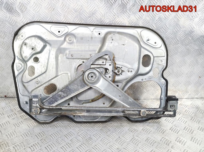 Стеклоподъемник передний правый Ford Focus 2