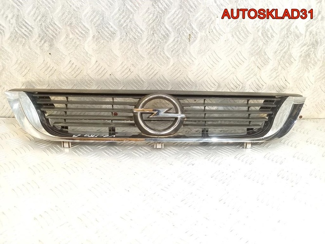 Решетка радиатора Opel Vectra B 90568226