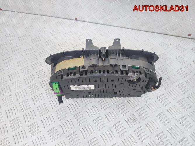 Панель приборов Seat Ibiza 3 6L0920822 Дизель