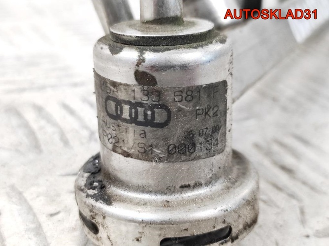 Рейка топливная VW Sharan 1,8 AWC 06A133681F
