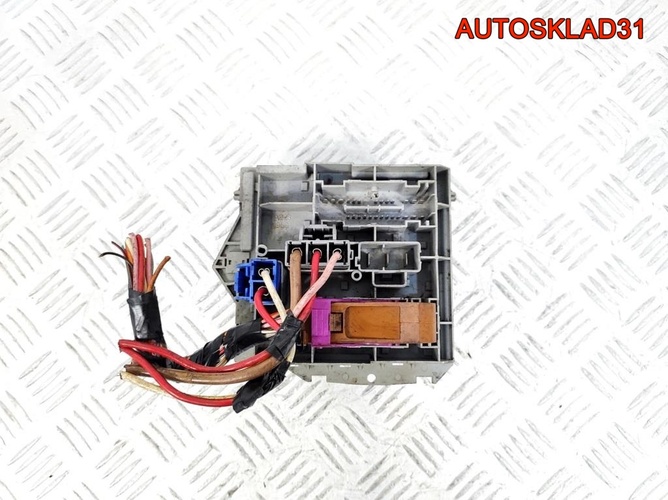 Блок предохранителей Fiat Croma 2 Z18XER 51738105