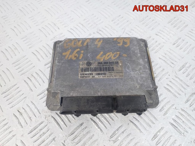 Блок ЭБУ Volkswagen Golf 4 1,6 AKL 06A906019AK