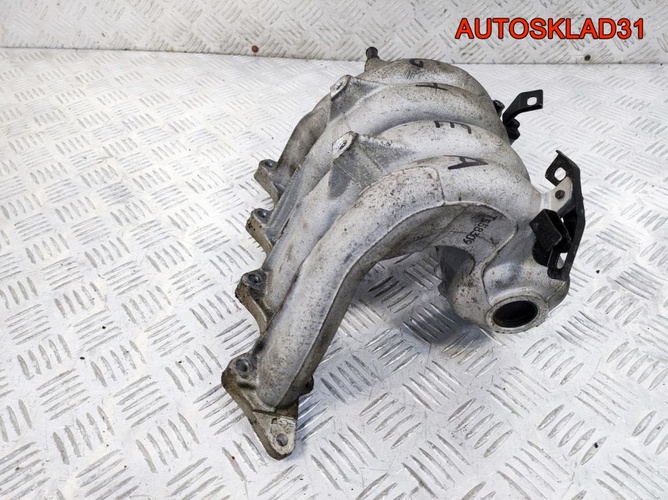 Коллектор впускной Hyundai Getz G4EA 2831022454
