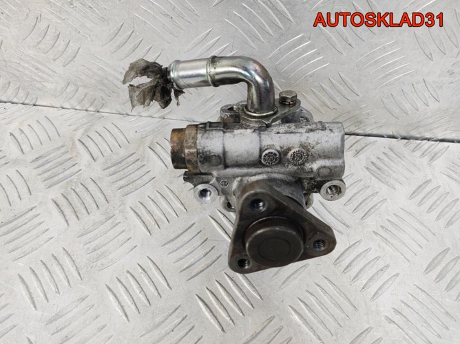 Насос гидроусилителя VW Passat B5 8D0145177Q