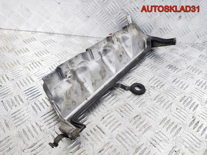 Крышка клапанная Opel Movano 2,2 G9T 8200290988