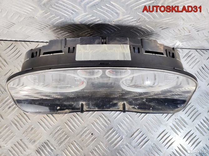 Панель приборов VW Passat B5+ 3B0920827 Бензин