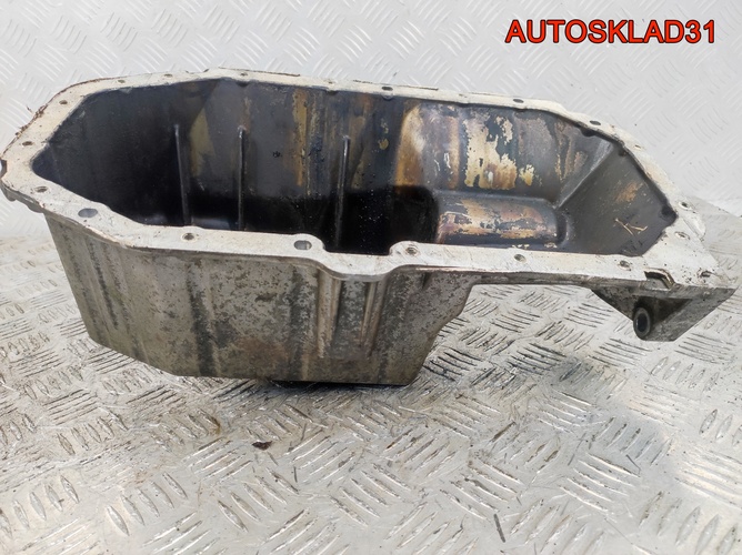 Поддон двигателя VW Polo 1,4 BKY 032103603N Бензин