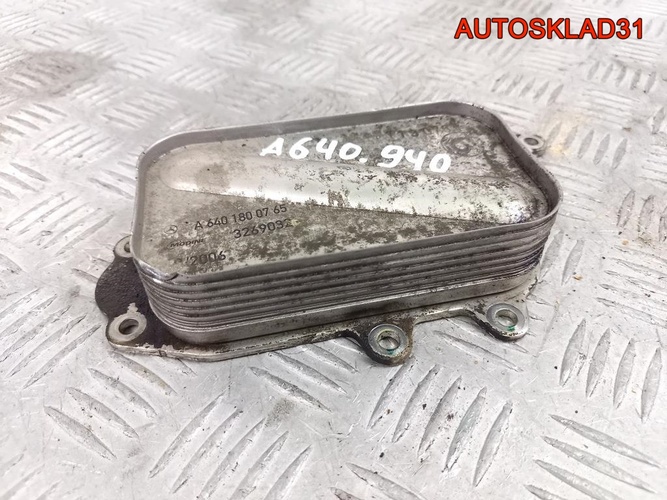 Теплообменник Мерседес Бенц В169 A6401800765