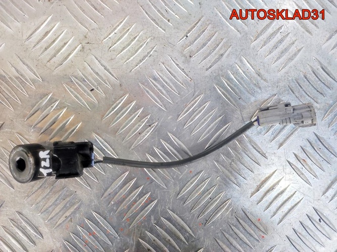 Датчик детонации Toyota Corolla E15  8961520090