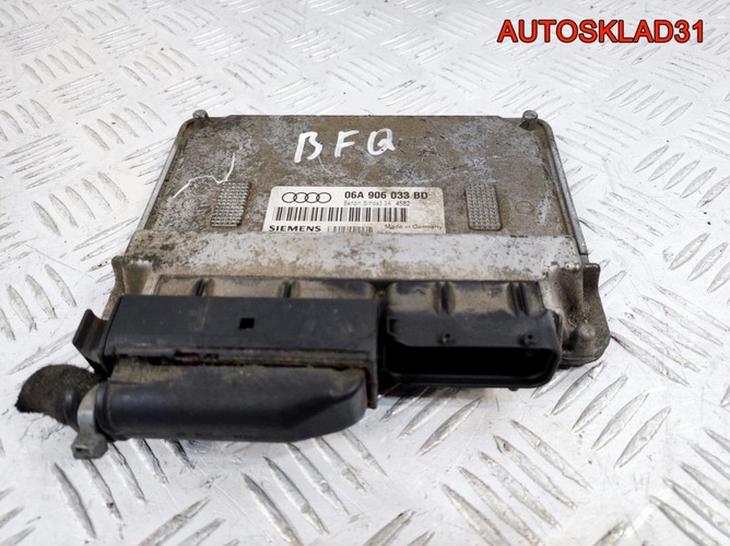 Блок эбу Audi A3 8L1 1.6 BFQ 06A906033BD Бензин