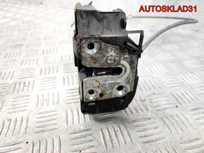 Замок двери передней правой Nissan Qashqai J10