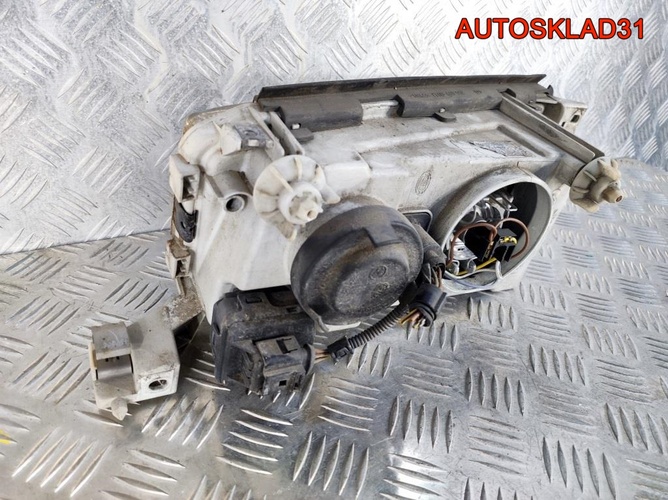 Фара левая Skoda Octavia A4 24608500