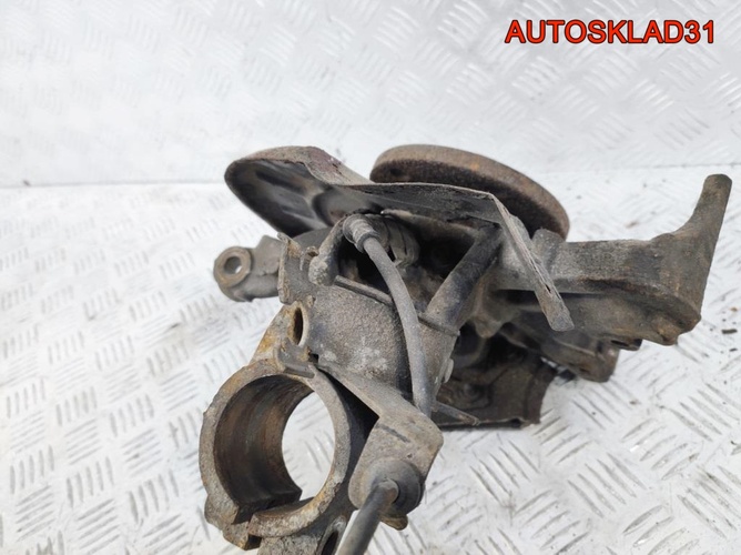 Кулак поворотный перед левый VW Polo 6Q0407255АС