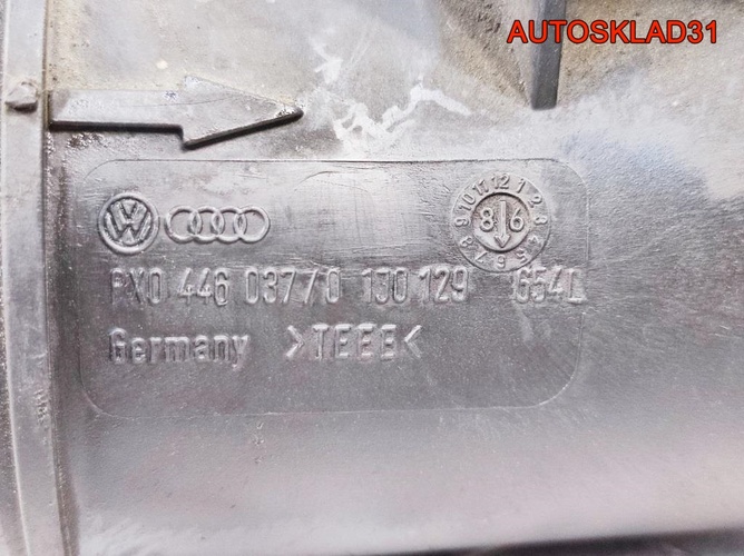 Патрубок воздушного фильтра VW Golf Mk4 1J0129654L