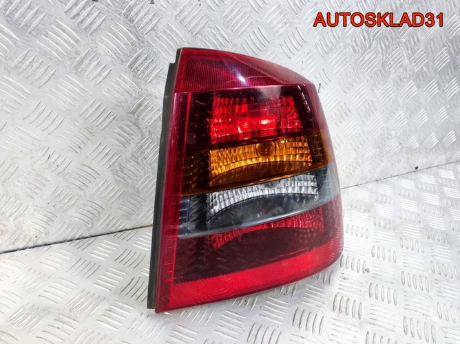 Фонарь задний правый Opel Astra G 13117093 Хэтчбэк