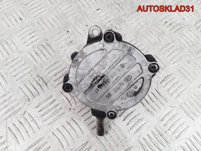 Насос вакуумный Mercedes W203 2.2 646 A6462300165