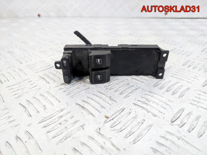 Блок управления стеклоподъемниками VW Passat B5