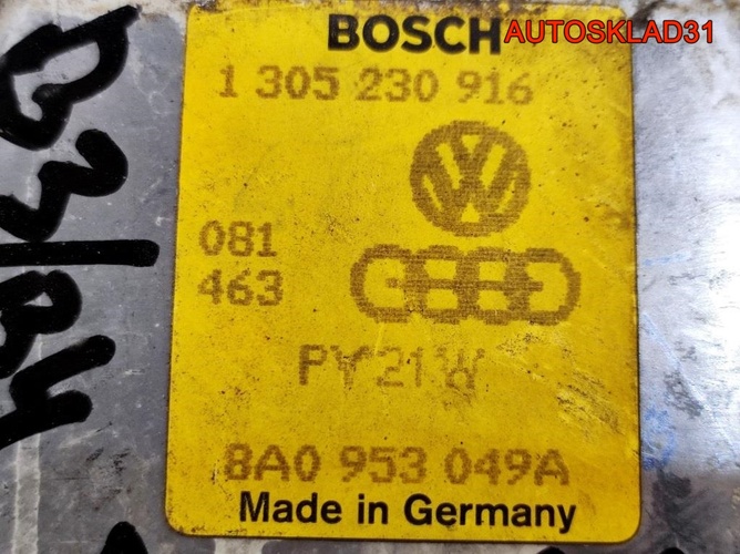 Указатель поворота левый Audi 80 B4 8A0953049A