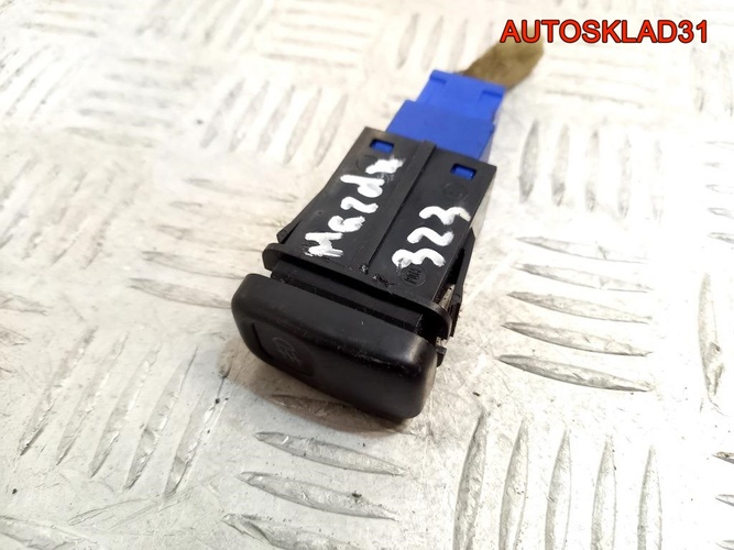 Кнопка противотуманки Mazda 323 BA GA5R66480B