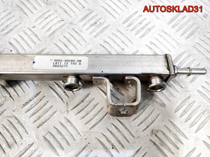 Рейка топливная Ford Focus 2 1,8 4M5G9D280DB