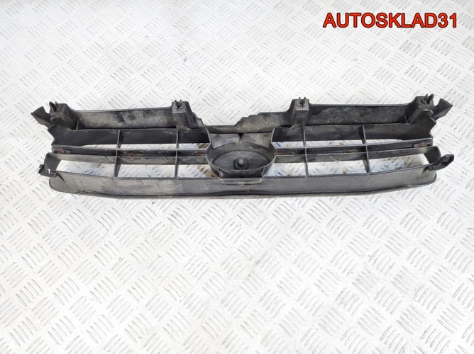 Решетка радиатора Subaru Impreza G11 91121FE150