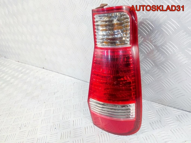 Фонарь задний правый Hyundai Matrix 92402176
