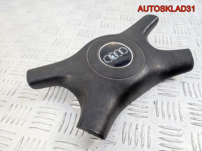 Накладка рулевого колеса Audi A6 C4 8A0951525B