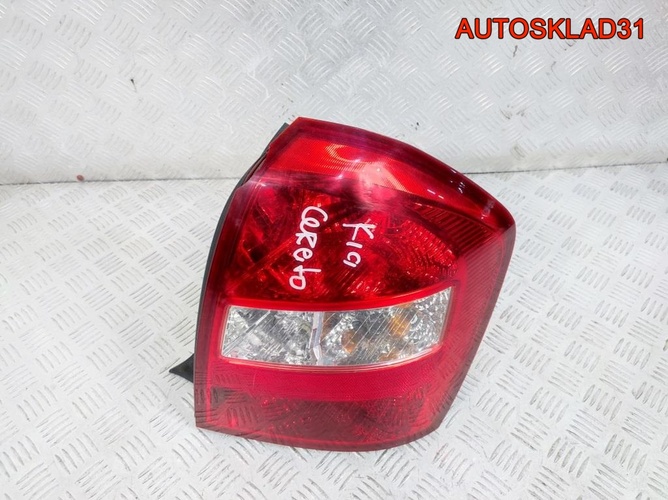 Фонарь задний правый Kia Cerato 924022F210