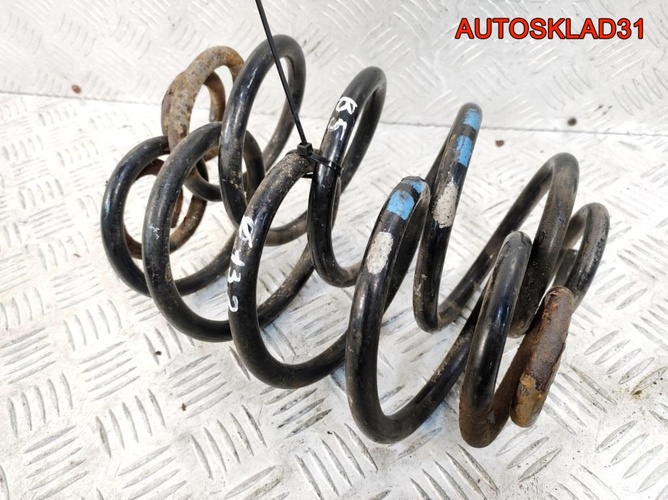 Пружина задняя Volkswagen Passat B5 3B0511115D