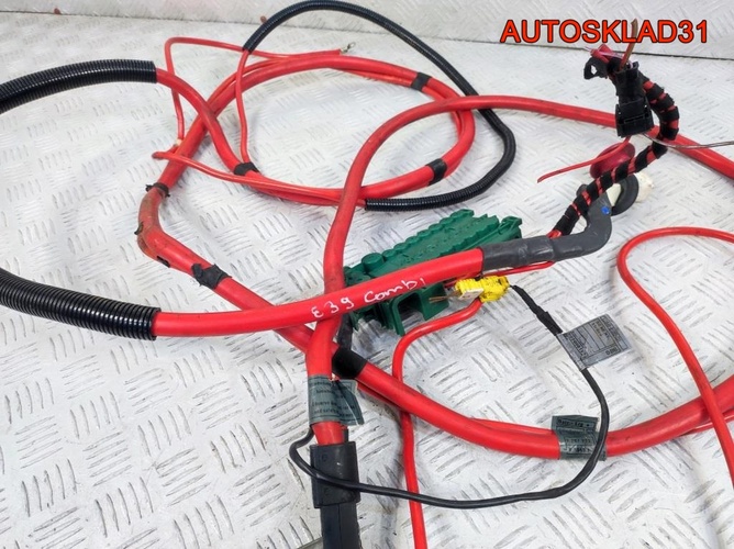 Плюсовой провод аккумулятора BMW E39 10304410