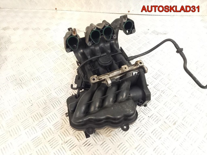 Коллектор впускной Volkswagen Golf 5+ 06A133203DL