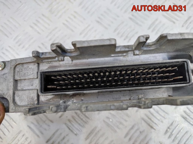 Блок управления АКПП Volkswagen Golf 4 09A927750B Блок управления АКПП Volkswagen Golf 4 09A927750B
