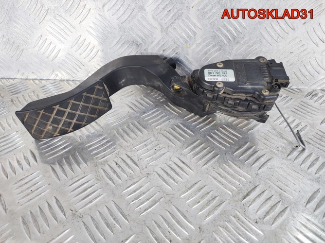 Педаль газа Audi A4 B5 8D1721523 Дизель