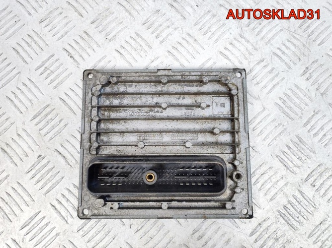 Блок ЭБУ Ford Focus 2 5M5112A650HE 1,6 Бензин