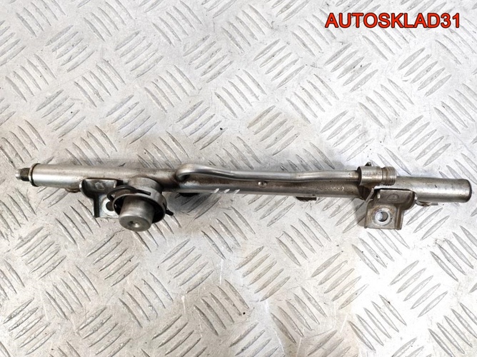 Рейка топливная Mercedes Benz W203 A1110703095