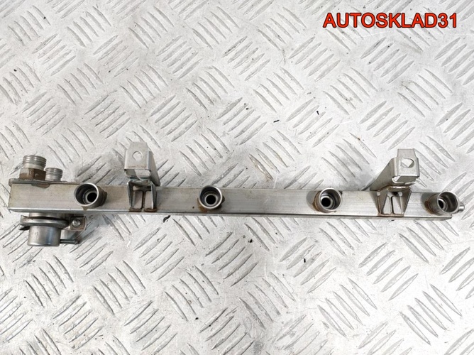 Рейка топливная Opel Astra G 1,6 X16XEL Рестайлинг
