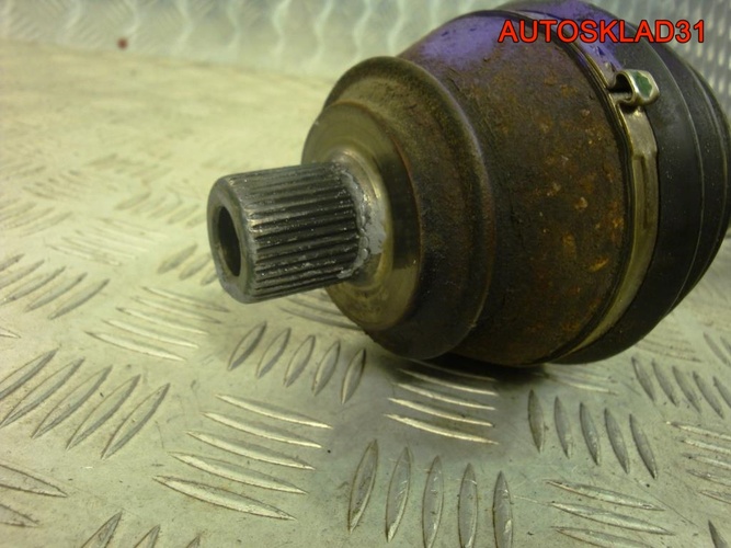 Полуось передняя левая Audi A6 C6 4F0407271J