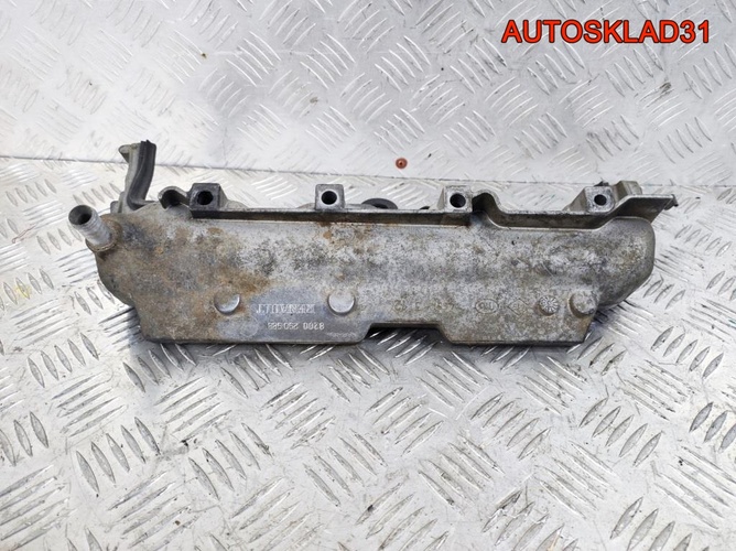 Крышка клапанная Opel Movano 2,2 G9T 8200290988