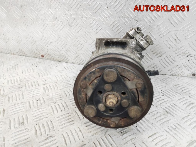 Компрессор кондиционера Opel Insignia 13314473